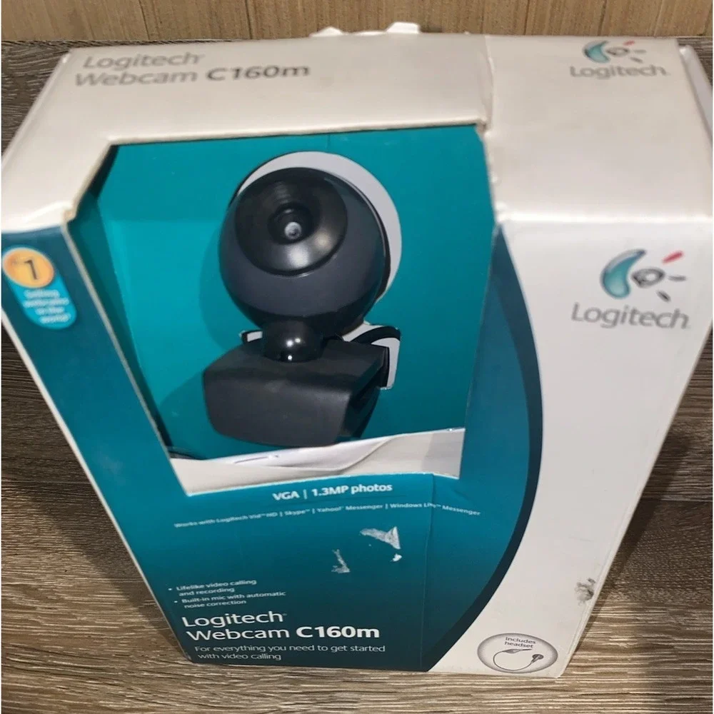 Logitech Webcam C160m VGA 1.3MP Photos Skype Yahoo & Windows Messenge